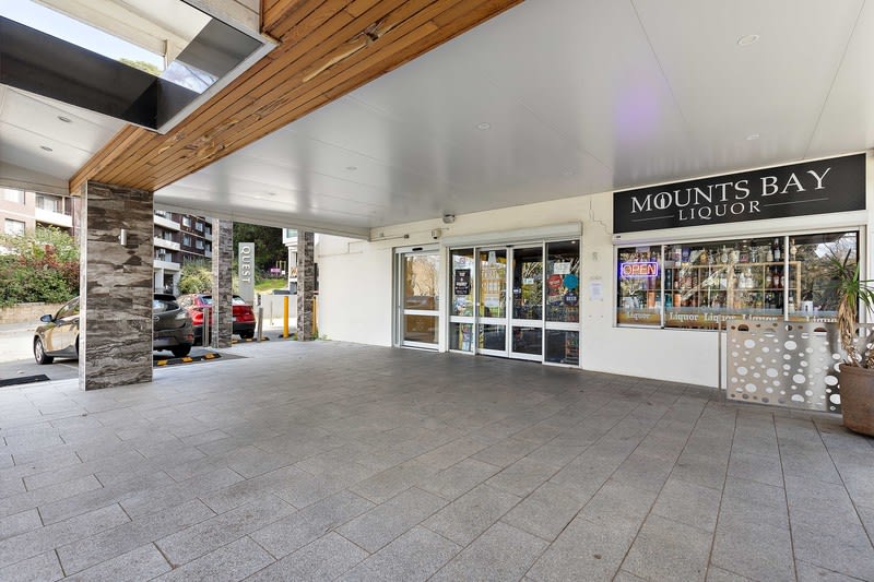 Click to view all images 1/130a Mounts Bay Road Perth WA 6000 - Image 3