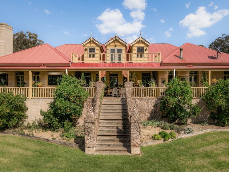 Click to view all images 140 Gannons Point Road Bodalla NSW 2545 - Image 1