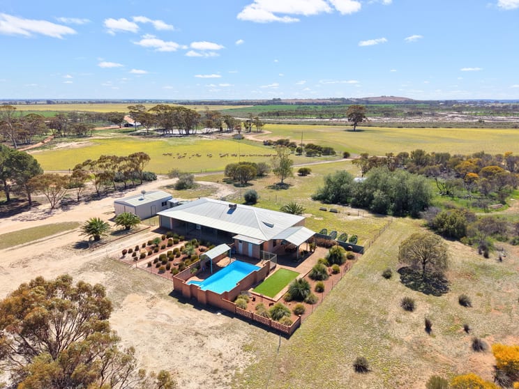 Click to view all images 3422 Mount Walker Road Mount Walker WA 6369 - Image 2