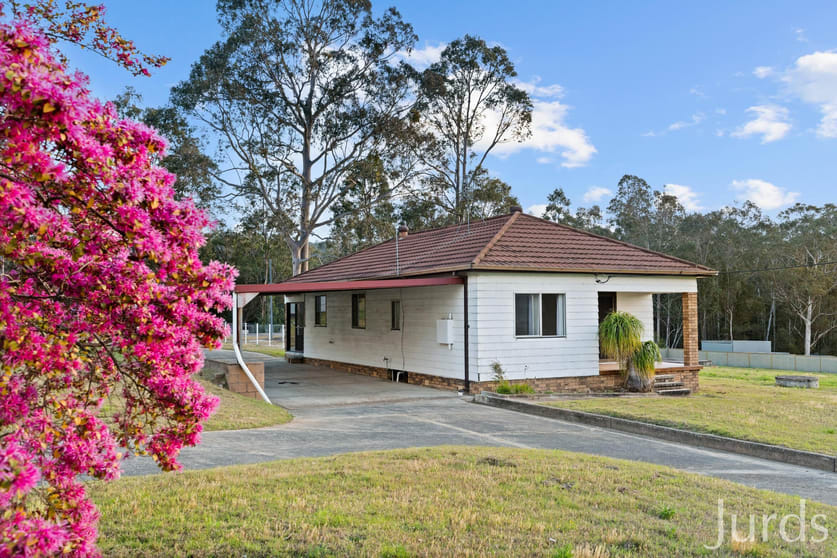 Click to view all images 83 Ferguson Street Abernethy NSW 2325 - Image 2