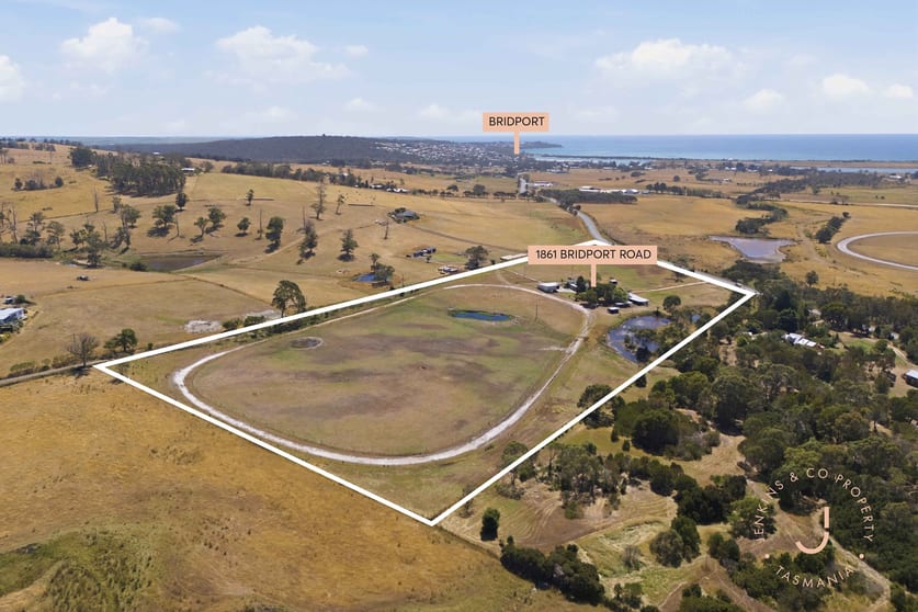 Click to view all images 1861 Bridport Road Bridport TAS 7262 - Image 2