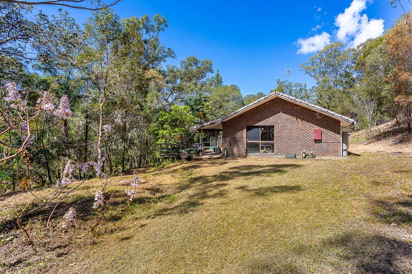 226 Berrigans Road Mudgeeraba QLD 4213 - Image 2