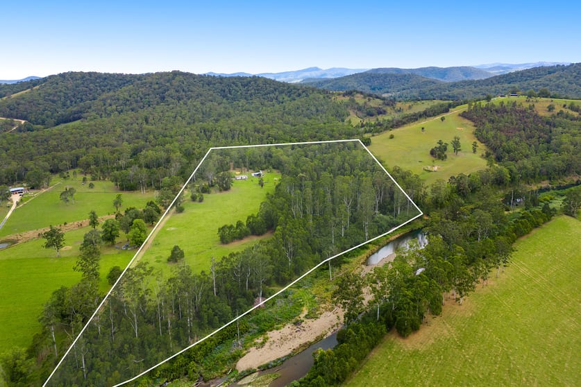 Click to view all images 98 Roach Road Lower Pappinbarra NSW 2446 - Image 1