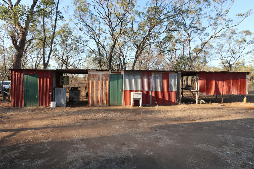 Click to view all images 104 Arthur Street Westwood QLD 4702 - Image 3