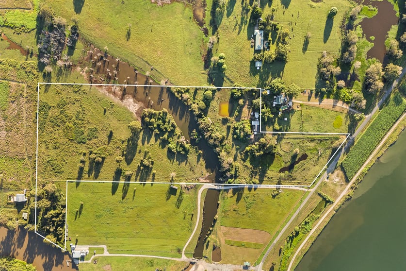 Click to view all images 292-302 Eagleby Road Eagleby QLD 4207 - Image 3