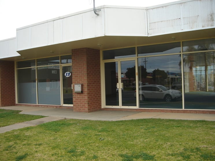 Click to view all images 12 Nagle Street Wagga Wagga NSW 2650 - Image 3