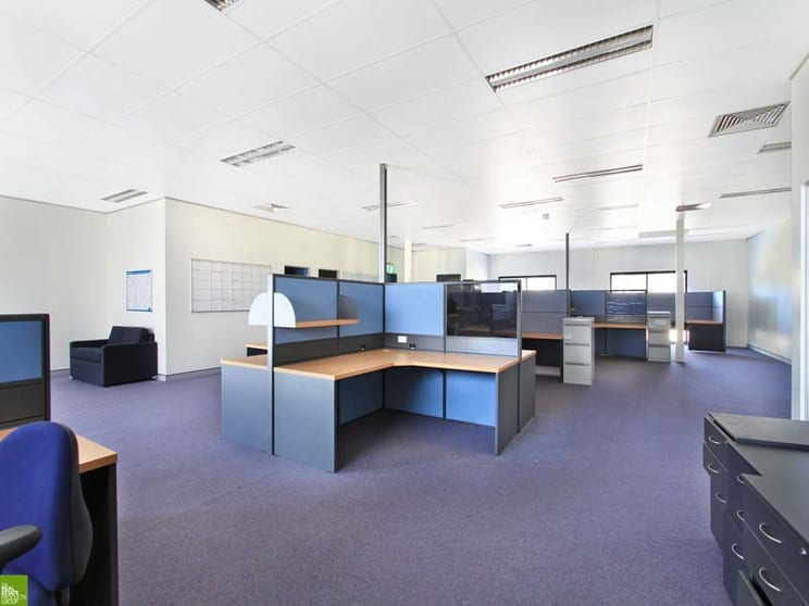 Click to view all images 2/10 College Avenue Shellharbour NSW 2529 - Image 3