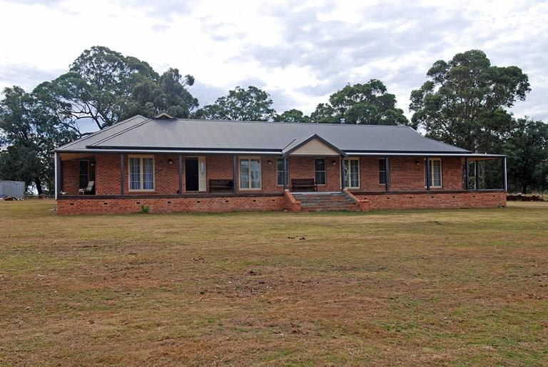 50 Bangadilly Road "Gumbaroo" Canyonleigh NSW 2577 - Image 1