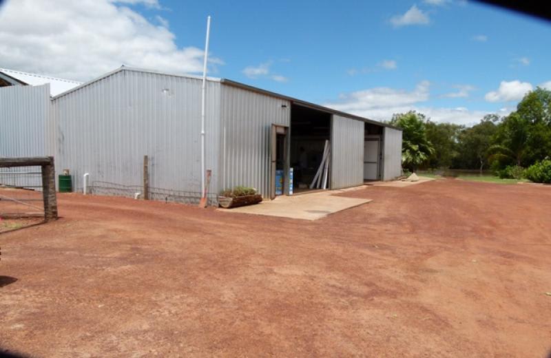Click to view all images 157 Whytes Road St George QLD 4487 - Image 3