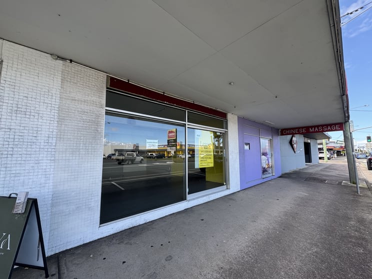 Shop & Retail commercial property for lease at 3/67 Aerodrome Road Maroochydore QLD 4558