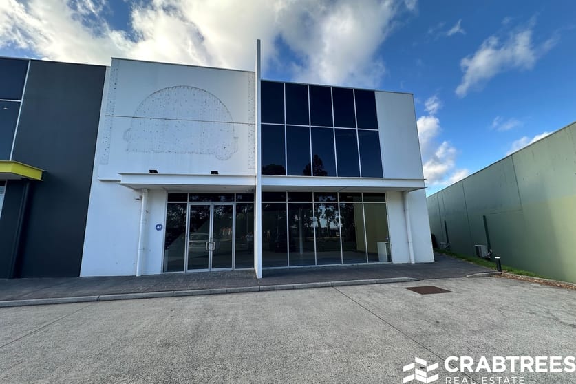 Showrooms / Bulky Goods commercial property for lease at 1/124 Canterbury Road Kilsyth VIC 3137