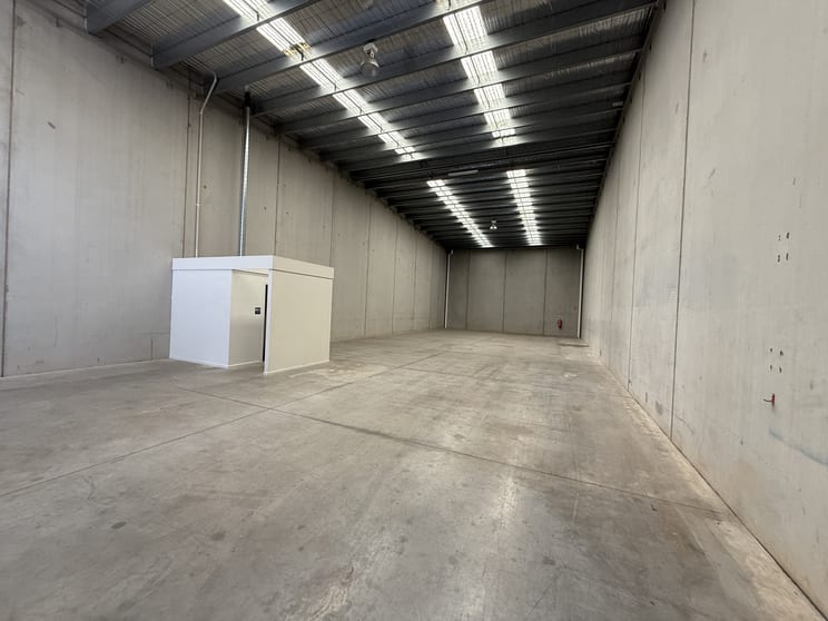 Factory, Warehouse & Industrial commercial property for lease at 3/21-22 National Drive Hallam VIC 3803