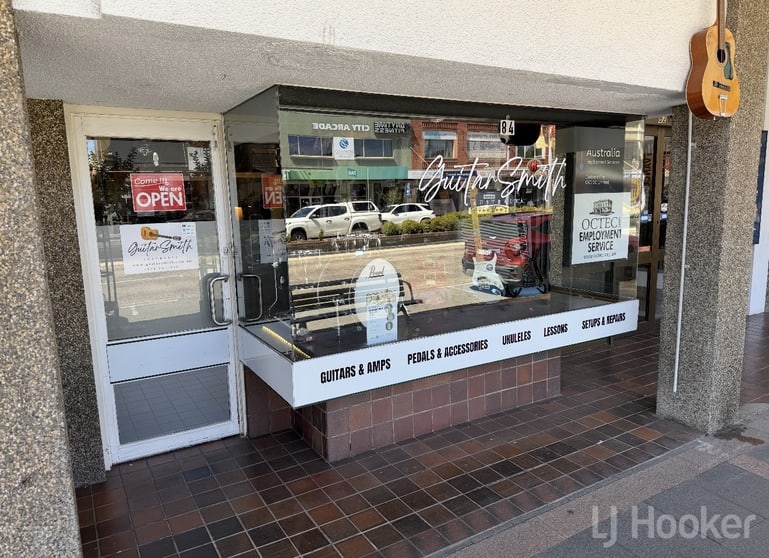 Shop & Retail commercial property for lease at 16/251 Monaro Street Queanbeyan NSW 2620 Shop & Retail commercial property for lease at 16/251 Monaro Street Queanbeyan NSW 2620
