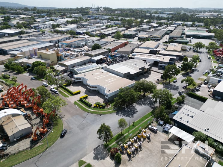 Factory, Warehouse & Industrial commercial property for lease at Unit 1/44 Boron Street Sumner QLD 4074