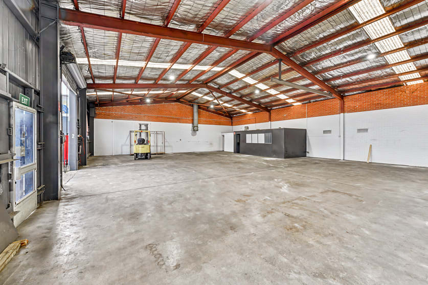 Factory, Warehouse & Industrial commercial property for lease at Unit 2/21 Green Street Doveton VIC 3177