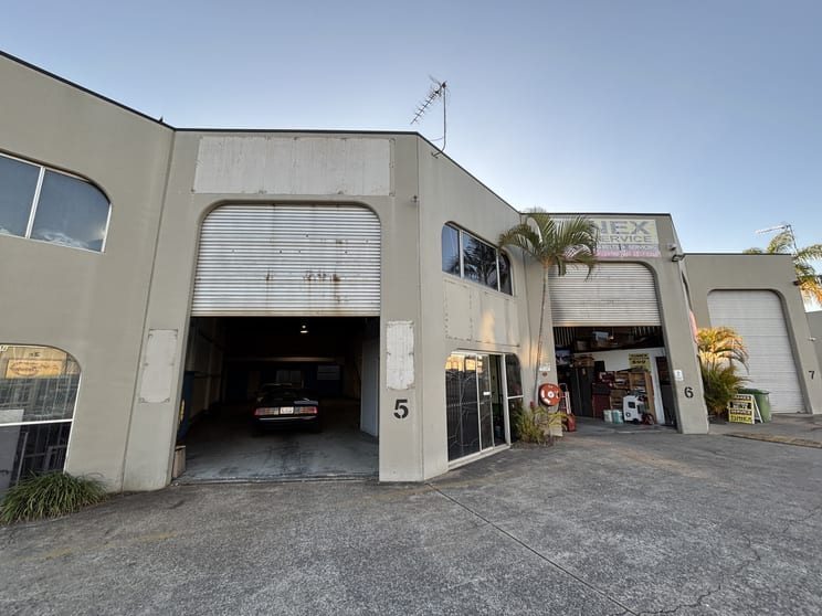 Factory, Warehouse & Industrial commercial property for lease at 5/231 Brisbane Road Biggera Waters QLD 4216 Factory, Warehouse & Industrial commercial property for lease at 5/231 Brisbane Road Biggera Waters QLD 4216