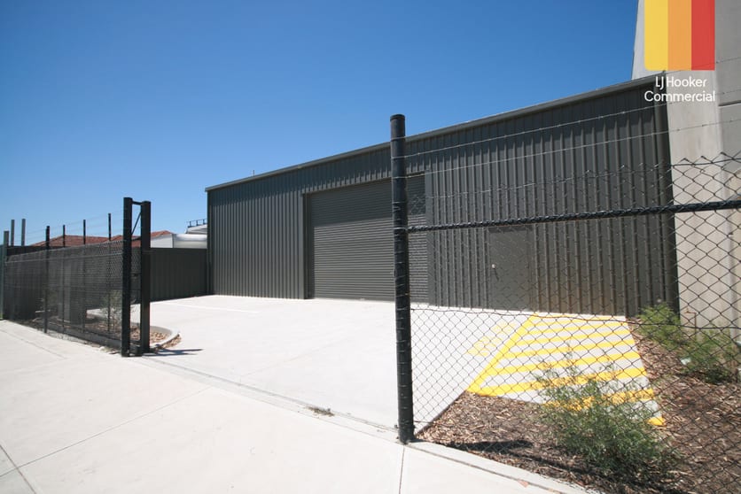 Factory, Warehouse & Industrial commercial property for lease at 304 Hanson Road Wingfield SA 5013 Factory, Warehouse & Industrial commercial property for lease at 304 Hanson Road Wingfield SA 5013