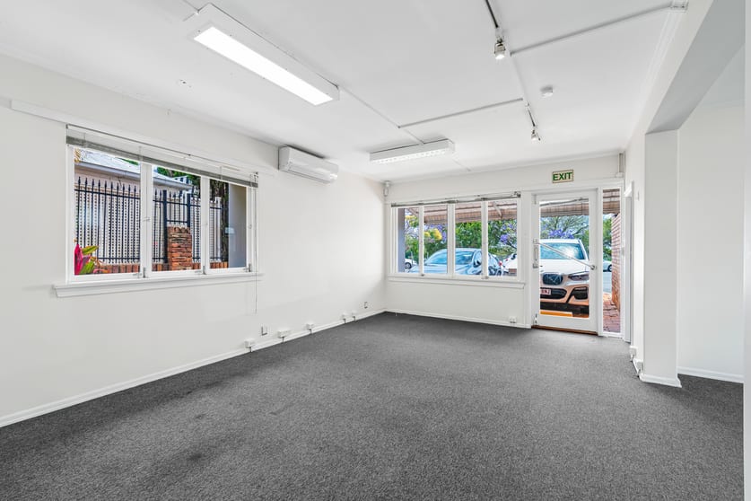 Hotel, Motel, Pub & Leisure commercial property for lease at 165 Gregory Terrace Spring Hill QLD 4000