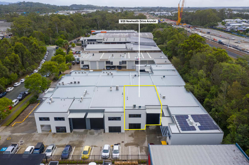 Showrooms / Bulky Goods commercial property for lease at 9/28 Newheath Drive Arundel QLD 4214