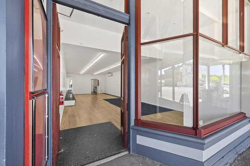 Shop & Retail commercial property sold at 49 Fraser Clunes VIC 3370