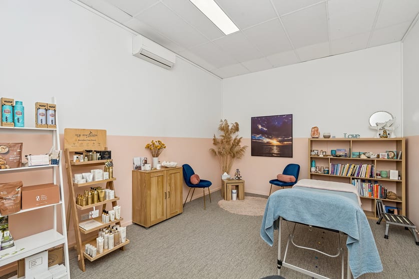 Offices commercial property for lease at 98-102 Pine Avenue Leeton NSW 2705