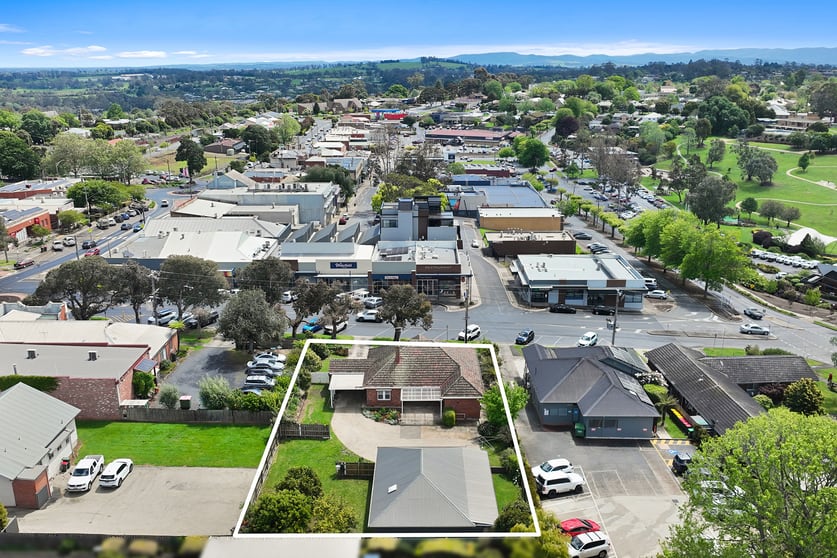 Offices commercial property for sale at 2 Bank Place Drouin VIC 3818 Offices commercial property for sale at 2 Bank Place Drouin VIC 3818