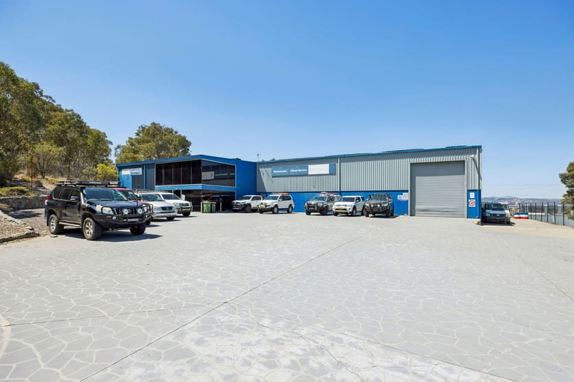 Showrooms / Bulky Goods commercial property for sale at 4 Dominion Place Queanbeyan East NSW 2620 Showrooms / Bulky Goods commercial property for sale at 4 Dominion Place Queanbeyan East NSW 2620