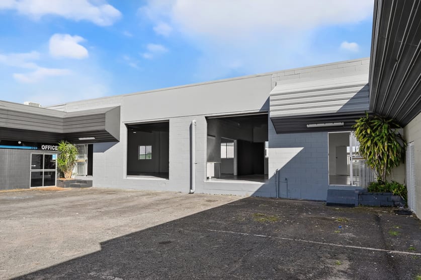 Factory, Warehouse & Industrial commercial property for sale at 7&8/7 Machinery Drive Tweed Heads South NSW 2486 Factory, Warehouse & Industrial commercial property for sale at 7&8/7 Machinery Drive Tweed Heads South NSW 2486