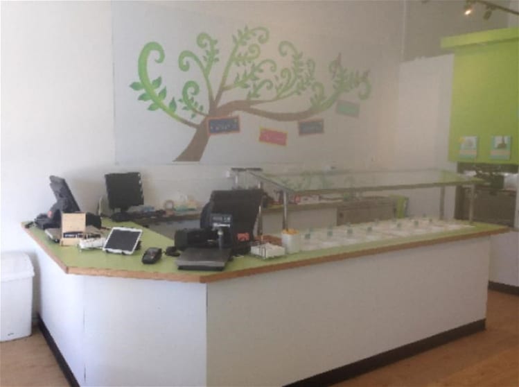 Ideal first retail entry with independent brand - Retail Ideal first retail entry with independent brand - Retail