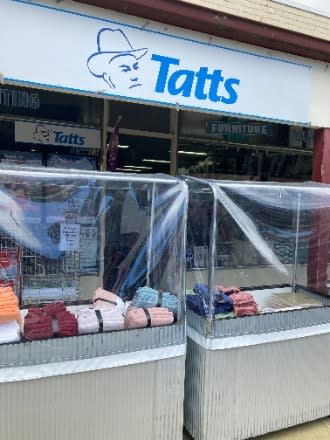 Tatts/ Pulhams Furniture & Carpet (RDT415) Tatts/ Pulhams Furniture & Carpet (RDT415)