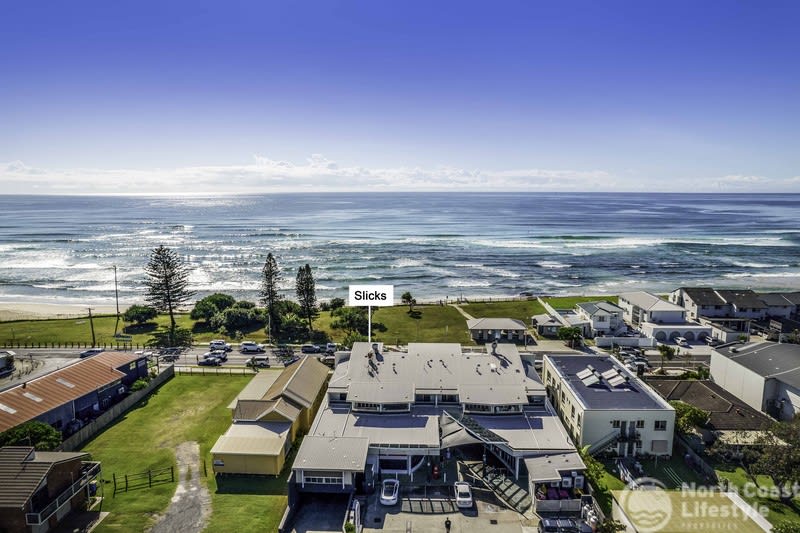 Beachfront, Licensed & Built to Scale: Dual-Concept Restaurant & Bar Beachfront, Licensed & Built to Scale: Dual-Concept Restaurant & Bar