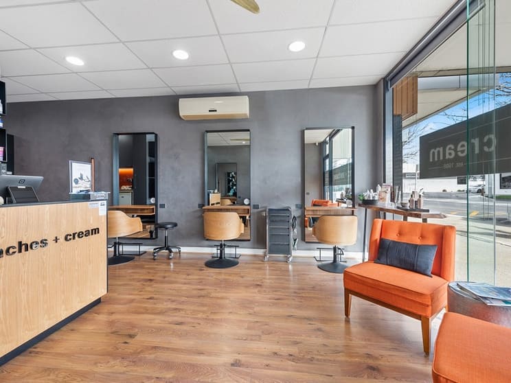Popular Hair and Beauty Salon in Hastings Popular Hair and Beauty Salon in Hastings