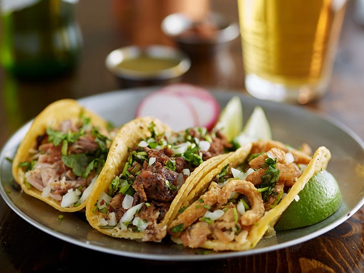 Busy Mexican Restaurant Bar @ Busy Main Road In Elsternwick Busy Mexican Restaurant Bar @ Busy Main Road In Elsternwick