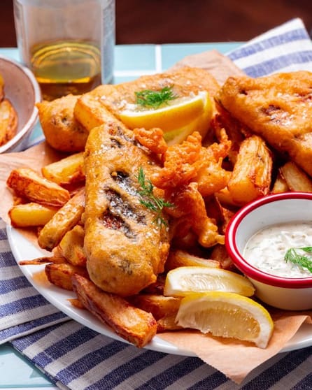 Long Running Fish N Chips Takeaway At Busy Shopping Square In Boronia Long Running Fish N Chips Takeaway At Busy Shopping Square In Boronia