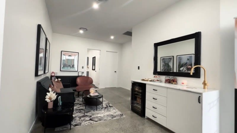 Cosmetic Enhancements Clinic - Central Gold Coast Cosmetic Enhancements Clinic - Central Gold Coast