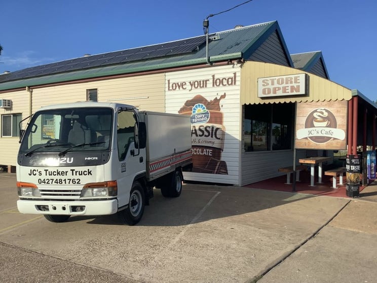 Store, Cafe, Food Truck and Residence Brandon, QLD Store, Cafe, Food Truck and Residence Brandon, QLD