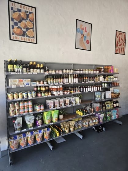FOR SALE -Rare Retail/Cafe/Grab and go Opportunity - Fitted & Ready to Go | EAST PERTH FOR SALE -Rare Retail/Cafe/Grab and go Opportunity - Fitted & Ready to Go | EAST PERTH