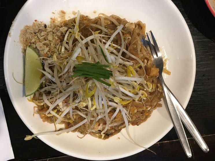 Want to know a Secret?
Five star hidden Thai restaurant for sale in Springvale