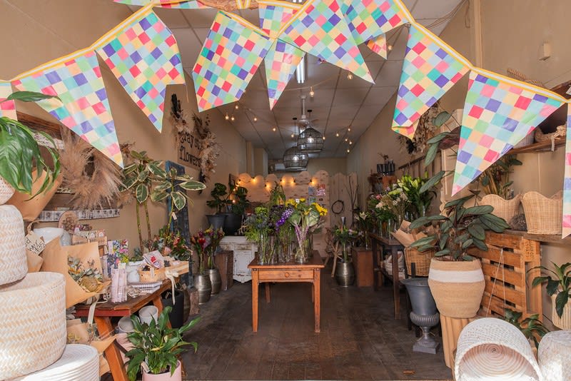 Gray Street Flowers - Corner The Market With Hamiltons Only Floristry Business