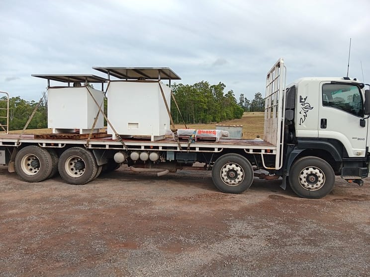 Brisbane to Wide Bay runs.30 yr strong independent transport carrier company. Brisbane to Wide Bay runs.30 yr strong independent transport carrier company.