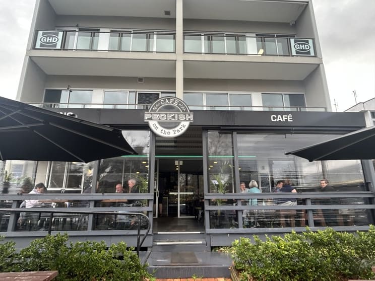 Busy Established Cafe For Sale Busy Established Cafe For Sale