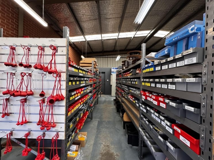 Enzed Hydraulic Service Centre Exclusive Regional Territory - EBS Enzed Hydraulic Service Centre Exclusive Regional Territory - EBS