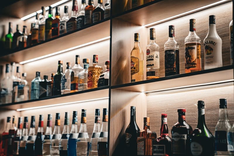 320 Person CBD Tavern Endless Possibilities !!! 320 Person CBD Tavern Endless Possibilities !!!