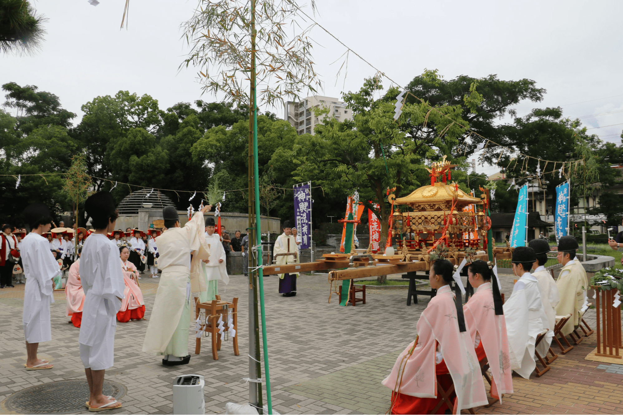 "Mikoshi Arai Shinji" Conducted Prior to the Sumiyoshi Festival's Mikoshi Togyo
