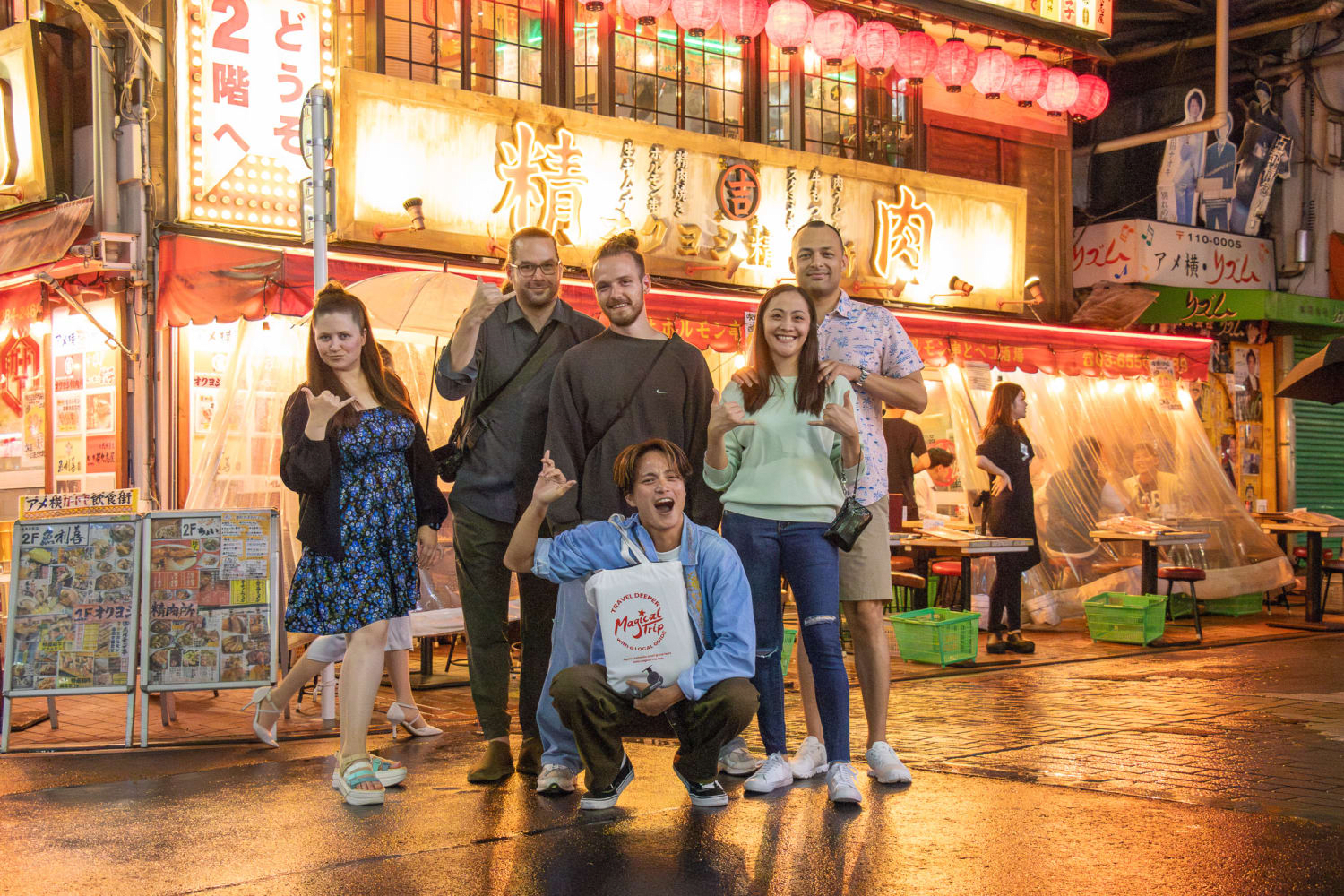 All-You-Can-Drink Bar Hopping Tour in Ueno