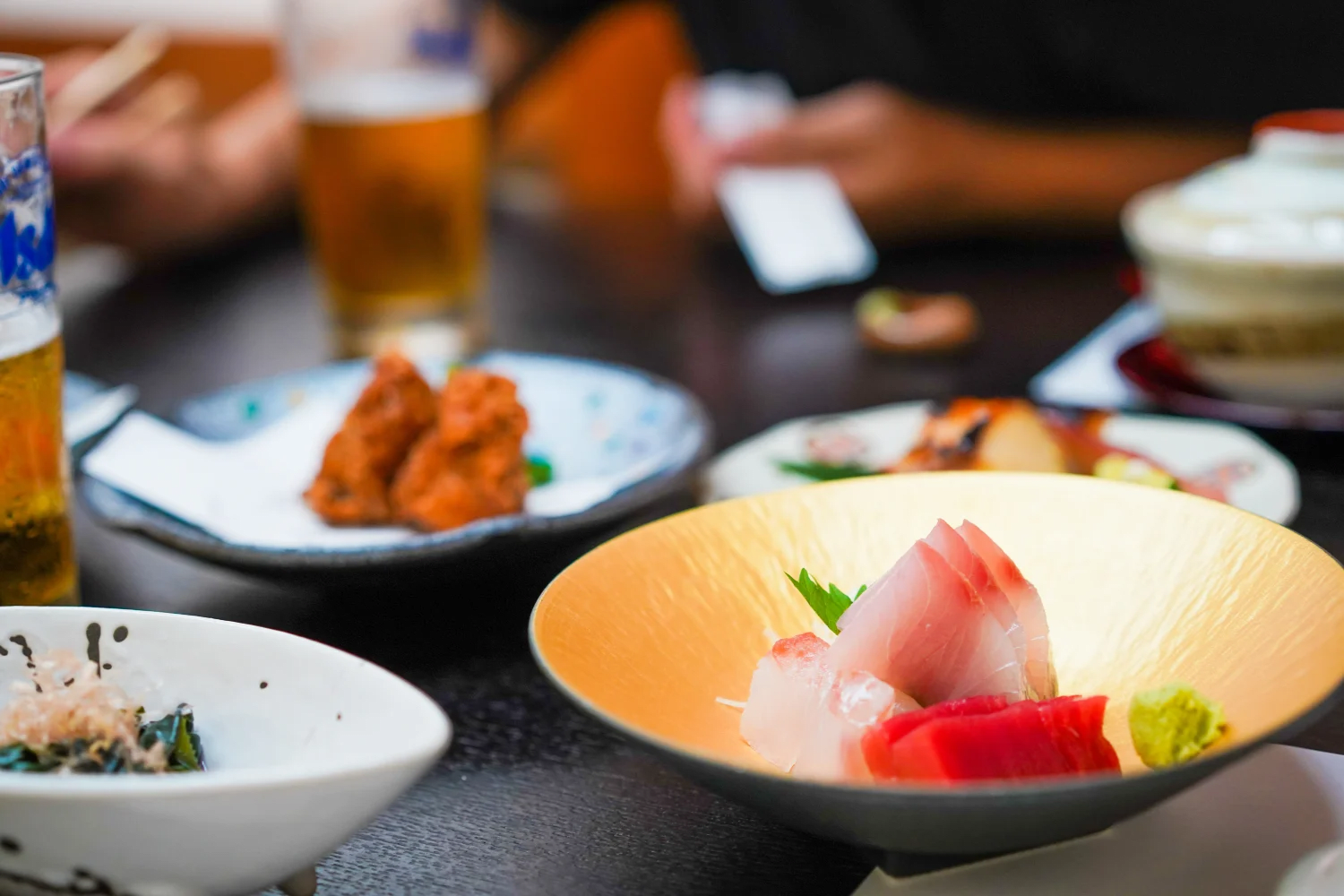 Enjoy Various Alcoholic Beverages Including Japanese Sake with Exquisite Cuisine