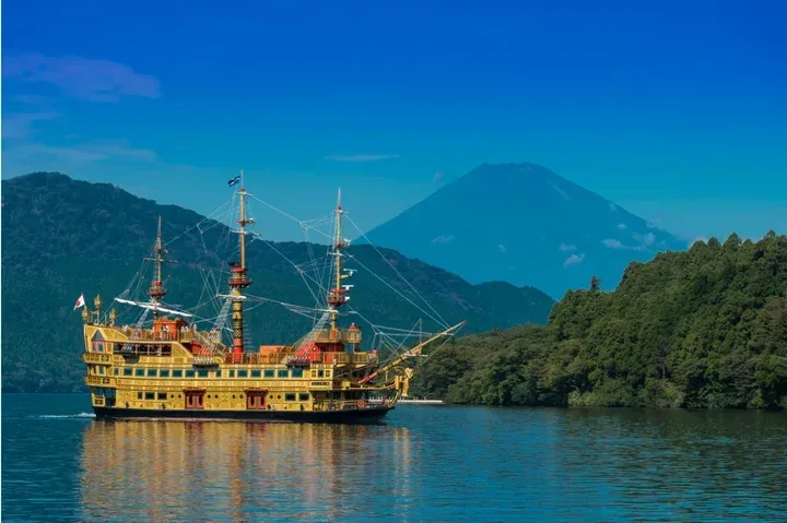 Pirate Ship Cruise is Essential