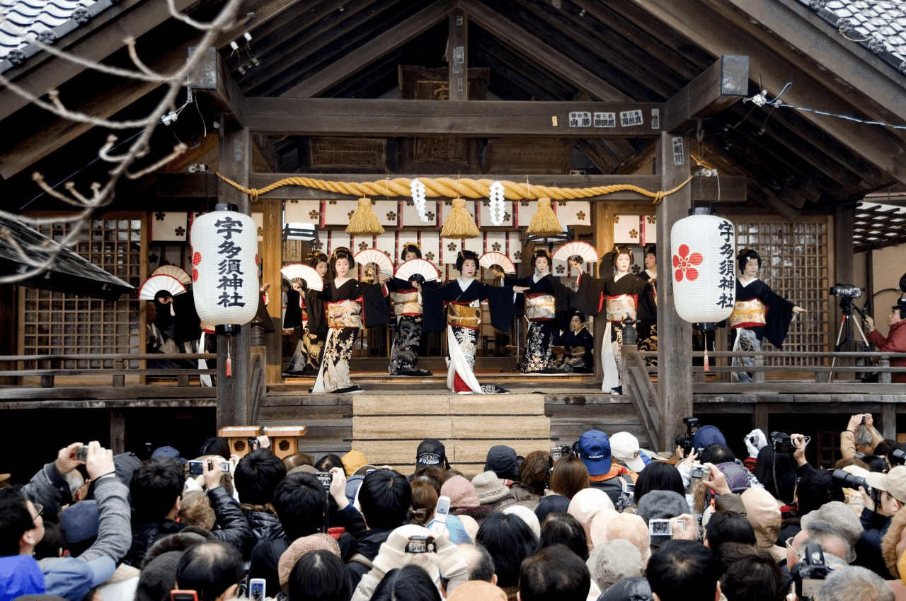 Utasu Shrine Setsubun Festival