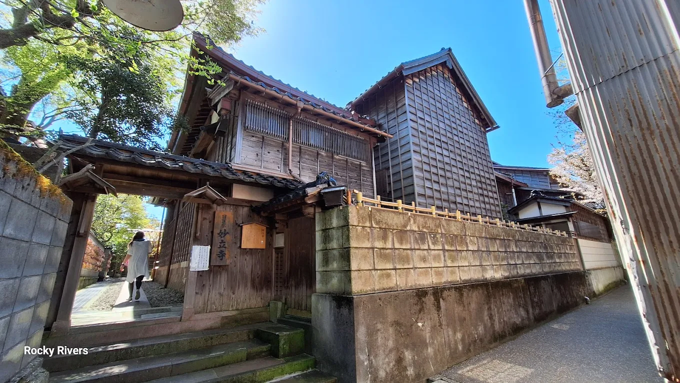 Exterior and Scenery That Evoke Kanazawa's Long-Standing Tradition