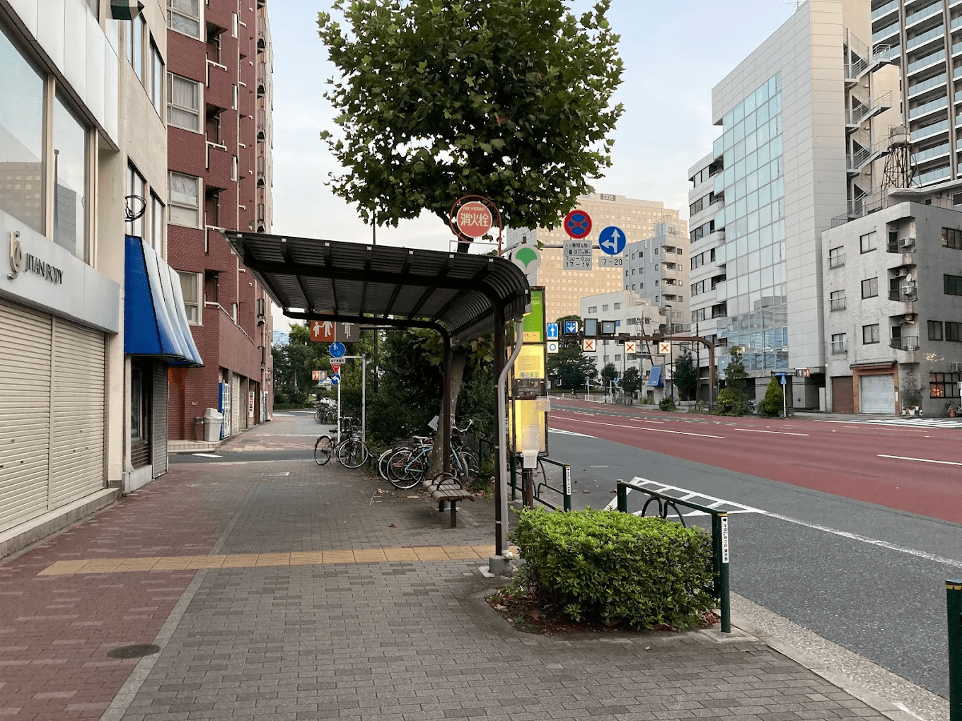 Recommended Spot for Water-Splashing